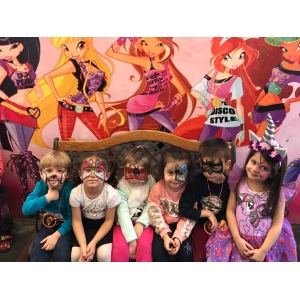 Yüz Boyama Palyaçosu